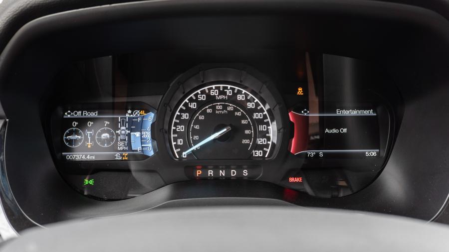 Панель приборов Ford Ranger FX4 Lariat SuperCrew 2018 года  (NA) (фото 35 из 43)